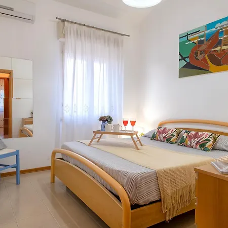 Sardinia Re - Lido 68 דירה *